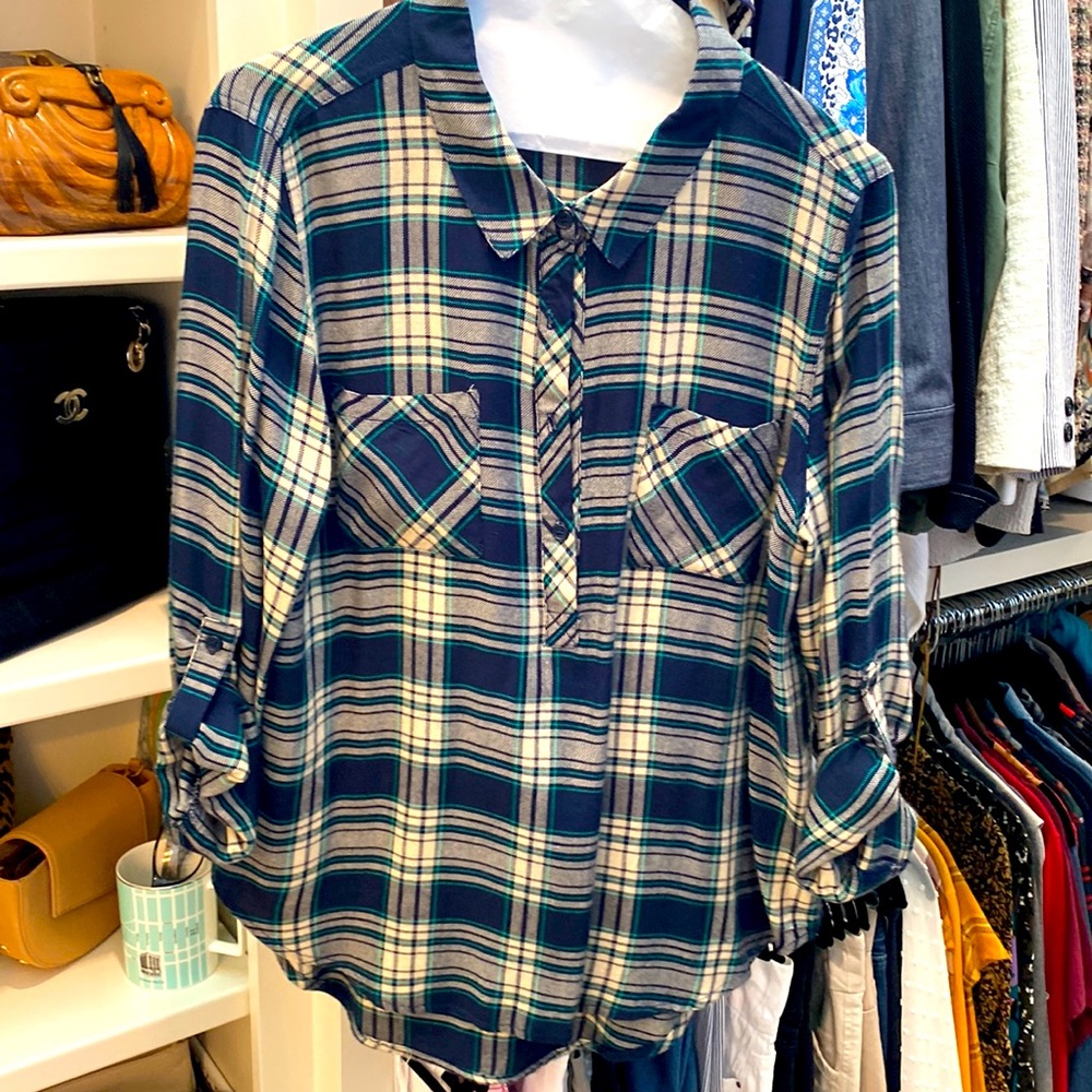 Fall plaid shirt with roll up sleeves